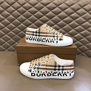 🌟👟Burberry Beige Vintage Check Canvas Low Top Sneakers